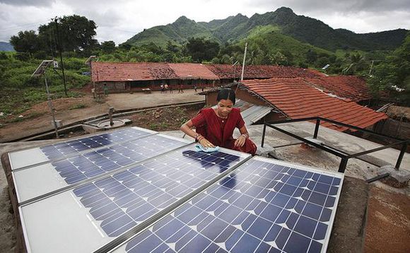 Pioneering distributed renewables investment platform aims to boost off-grid energy access