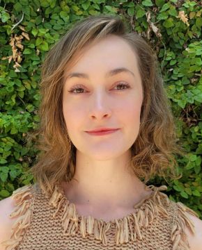 Nadia K&auml;hk&ouml;nen